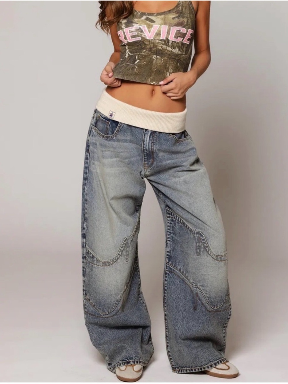 Revice Denim fold-over Jeans with Cream Waistband Small NWTT